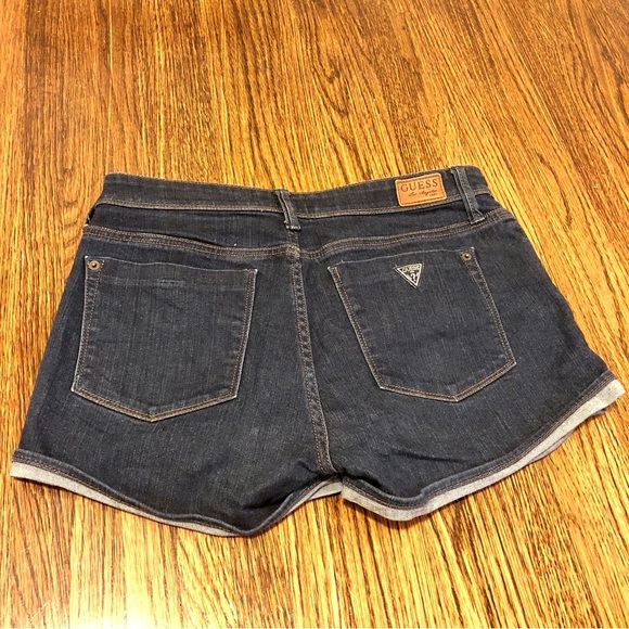 Guess size 30 blue denim jean shorts - Picture 3 of 3